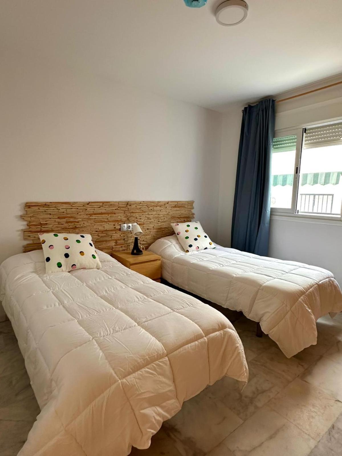 Apartahotel Dona Reyes Chipiona Exterior photo