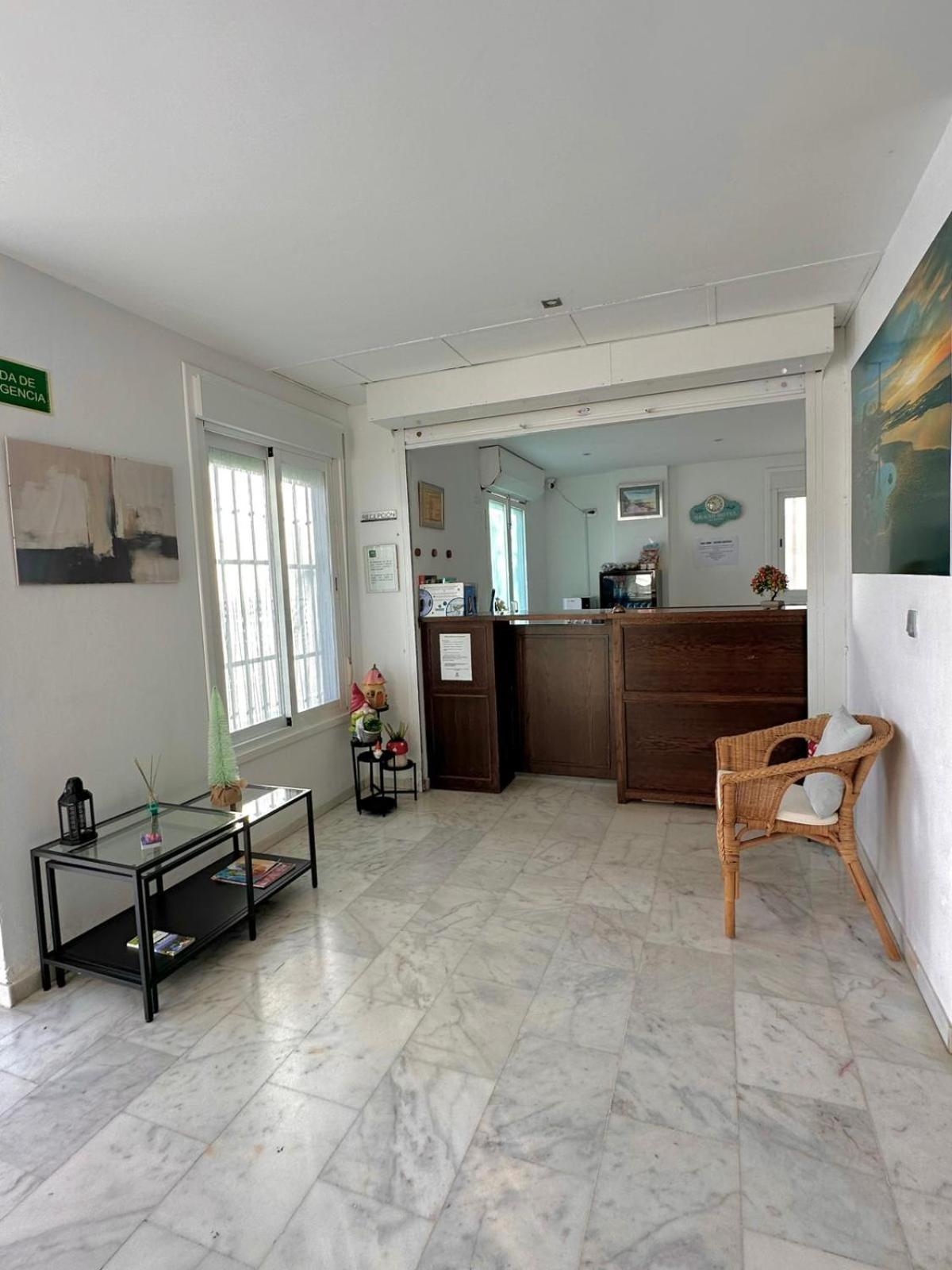 Apartahotel Dona Reyes Chipiona Exterior photo